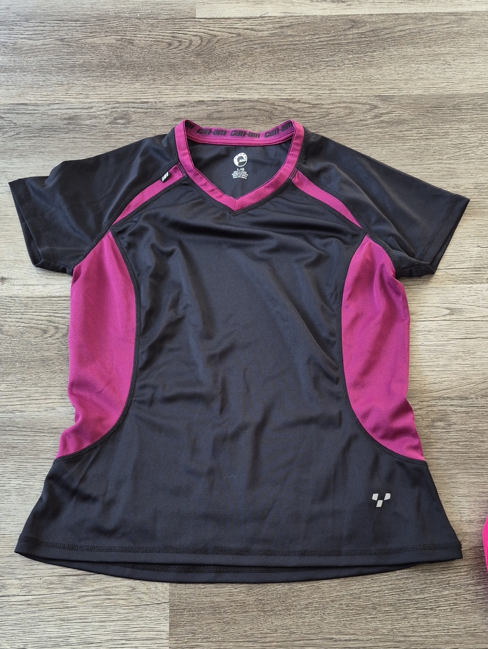 Can-am SPYDER Size Large Women's Short Sleeve Active Tee - Black & Magenta